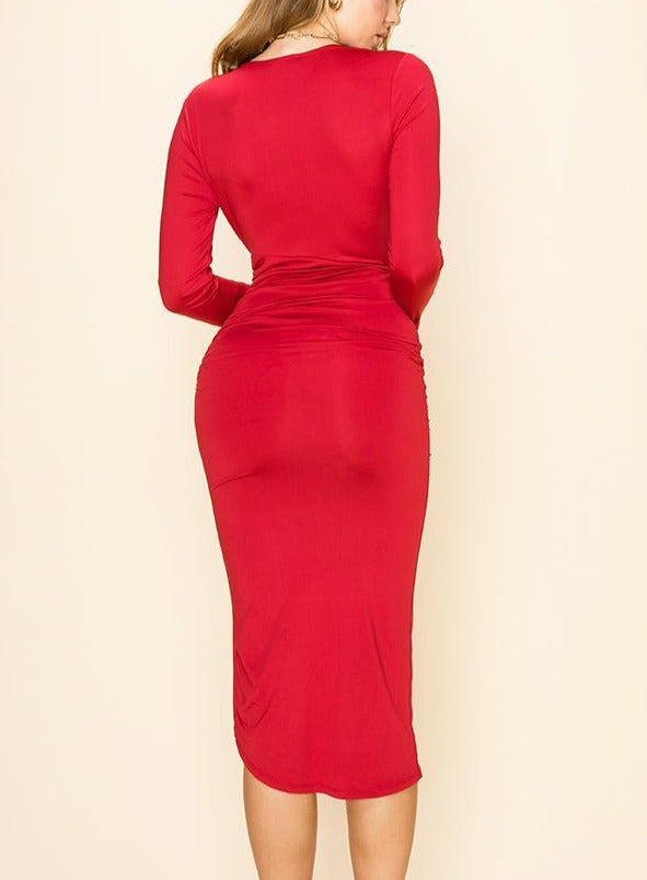 A PLUNGING NECK RUCHED DRESS - EvrySeason