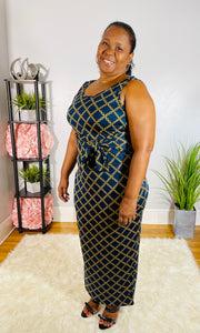 A XL PLUS Size SLEEVELESS TIE FRONT DRESS - EvrySeason